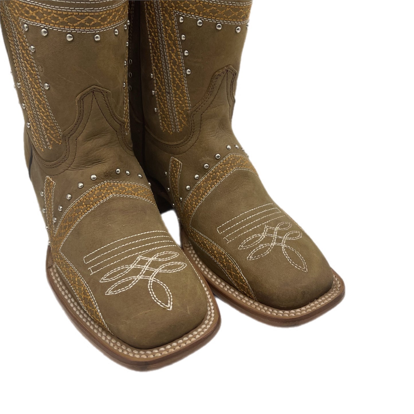 Women tall brown boots